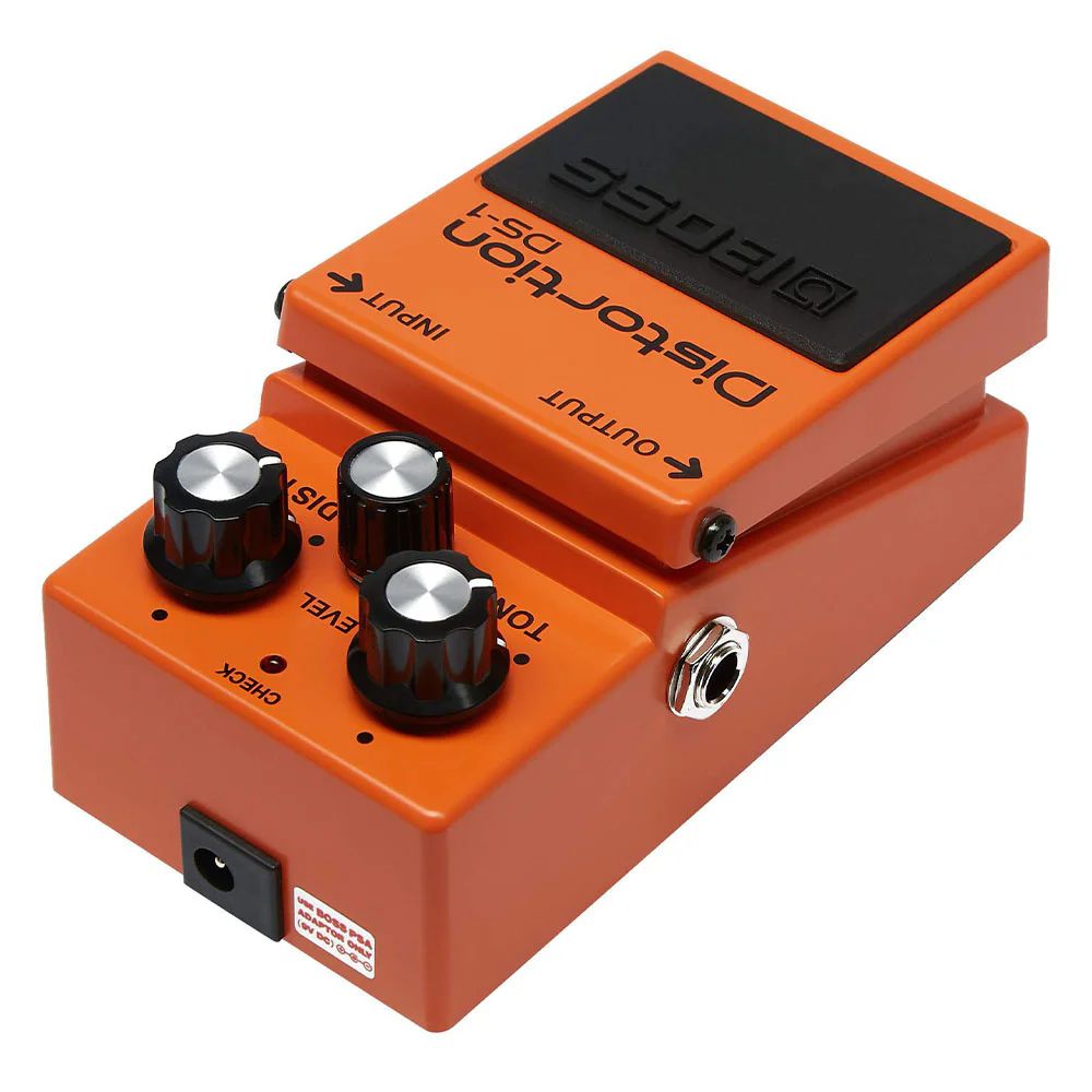 BOSS DS-1 Distortion Kompakt Efekt Pedalı