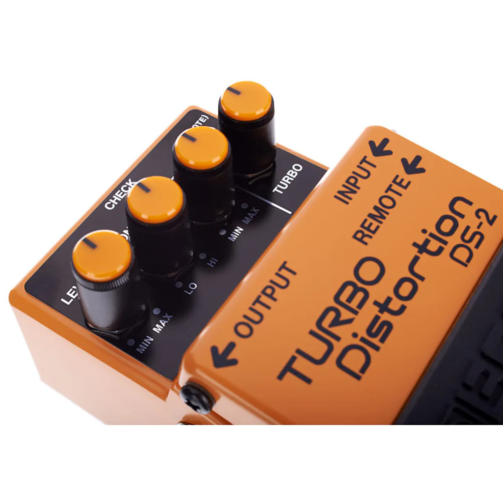 BOSS DS-2 Turbo Distortion Kompakt Efekt Pedalı