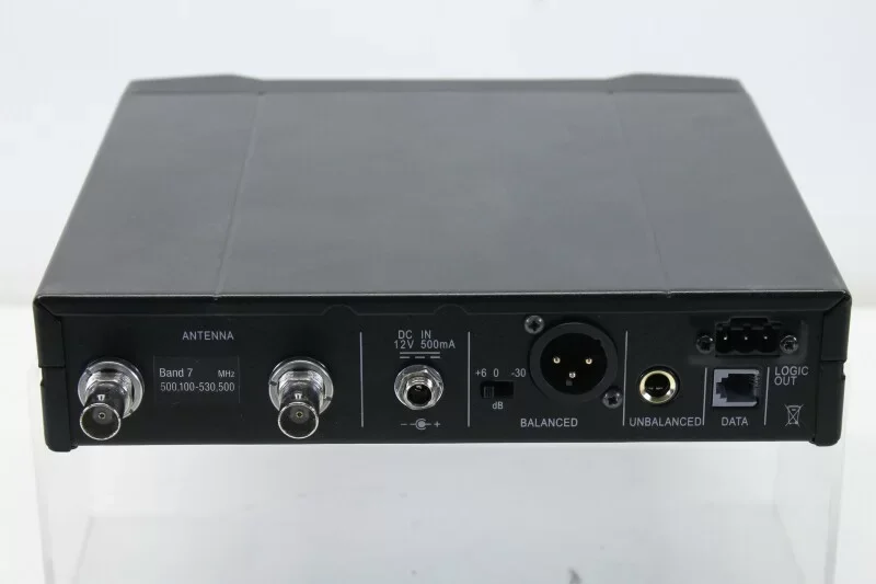 Akg SR4500 System Receiver (650.100-680.000 Mhz)
