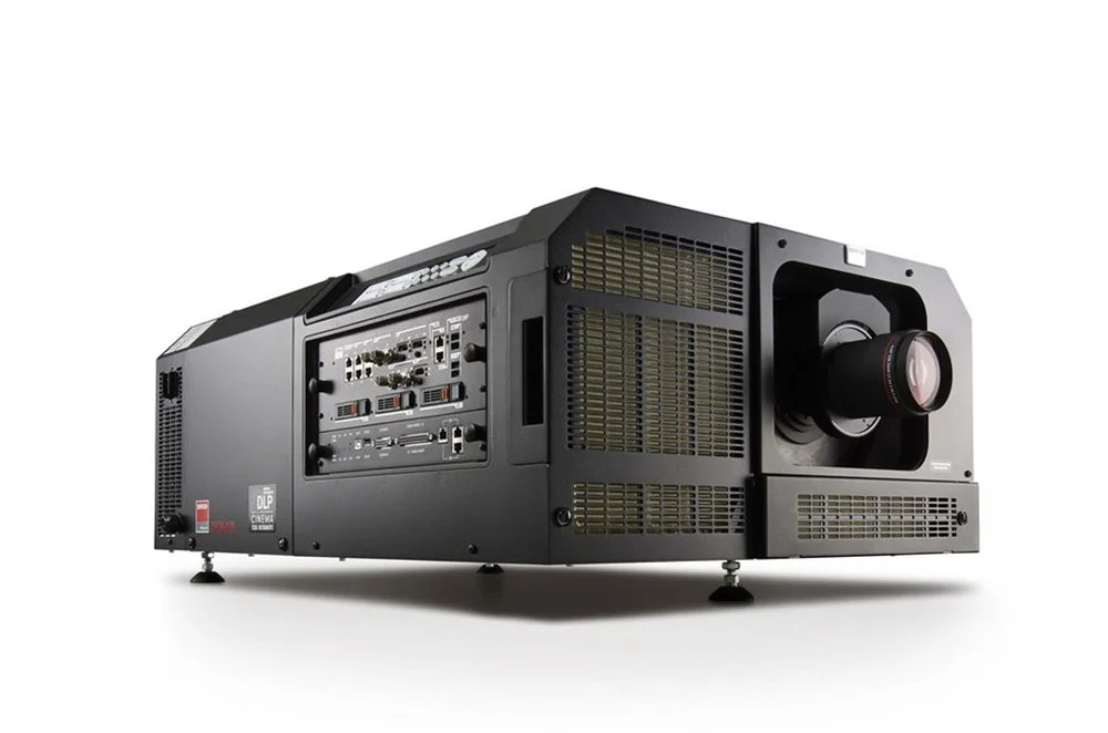 Barco Dp2K-8S Dijital Sinema Projektör Set, Zoom Lens+Lamba+ Klavye-Mouse