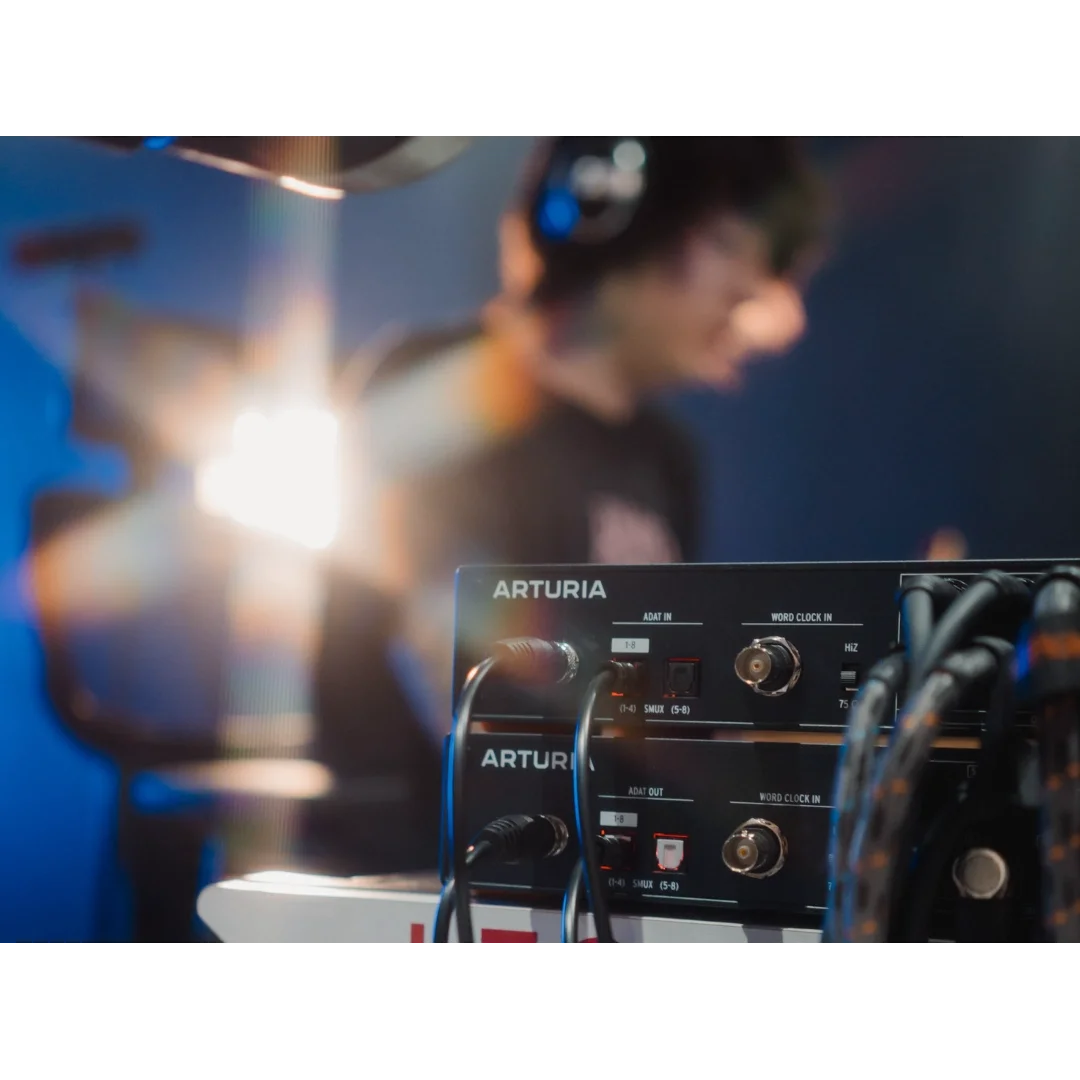 Arturia AudioFuse X8 IN 8-kanal Analog Line / ADAT dönüştürücü