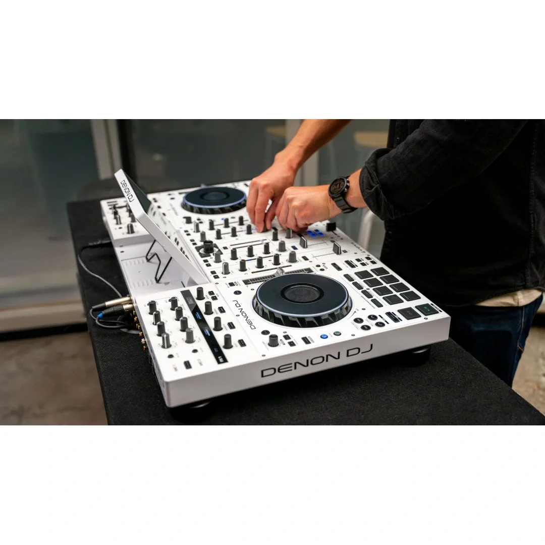 Denon DJ Prime 4+ White Edition İkinci Nesil Profesyonel 4-Kanal DJ Controller, Standalone Player
