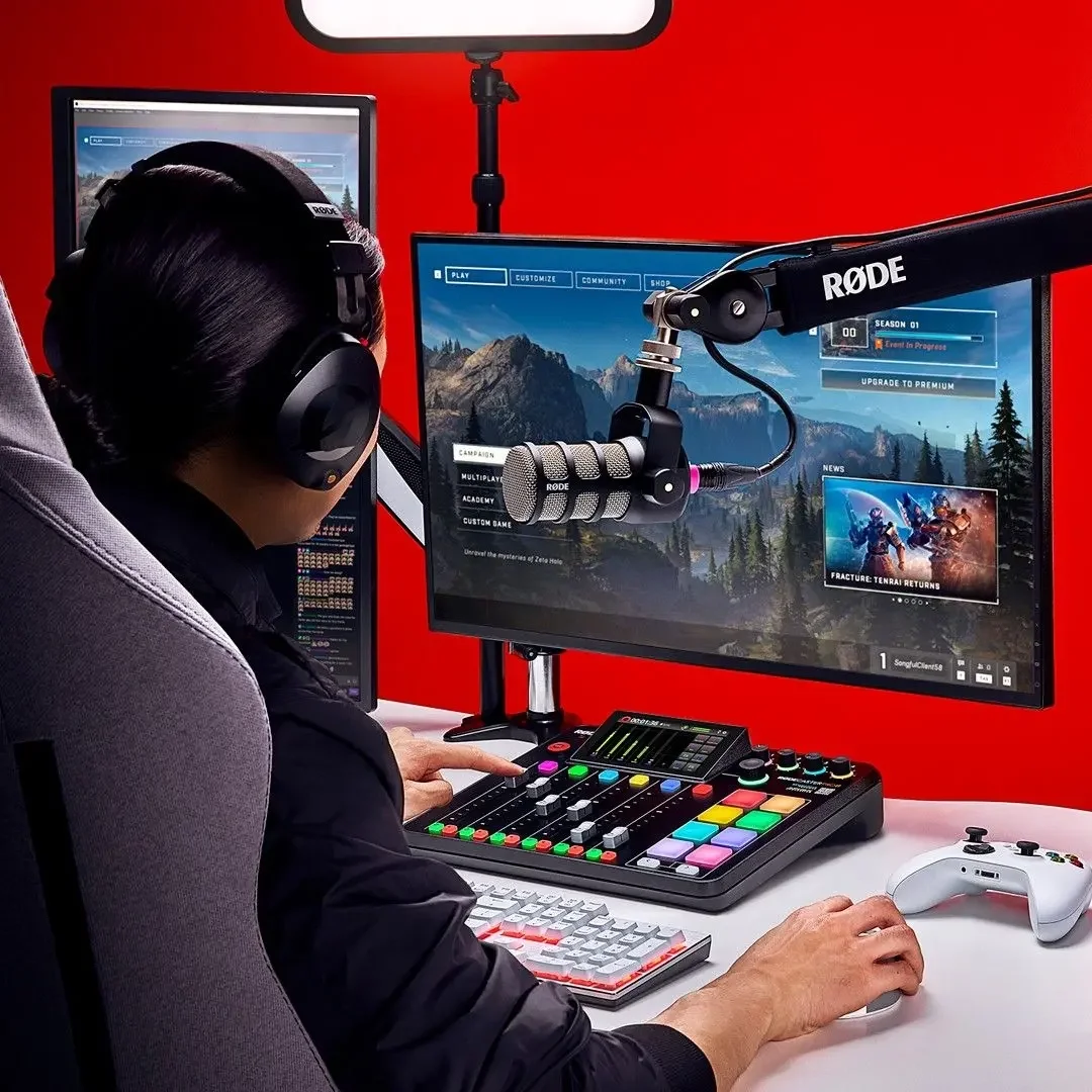 RODE RODECaster Pro II Entegre ses prodüksiyon sistemi - 4 Mikrofon girişli, SD card ve Bilgisayara çok kanallı kayıt etme özellikli profesyonel podcast mikser