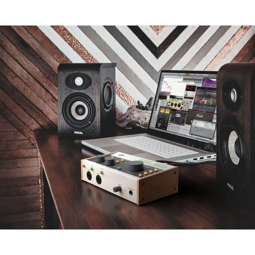 Universal Audio Volt 476 USB-C Ses Kartı, 4-Giriş / 4-Çıkış