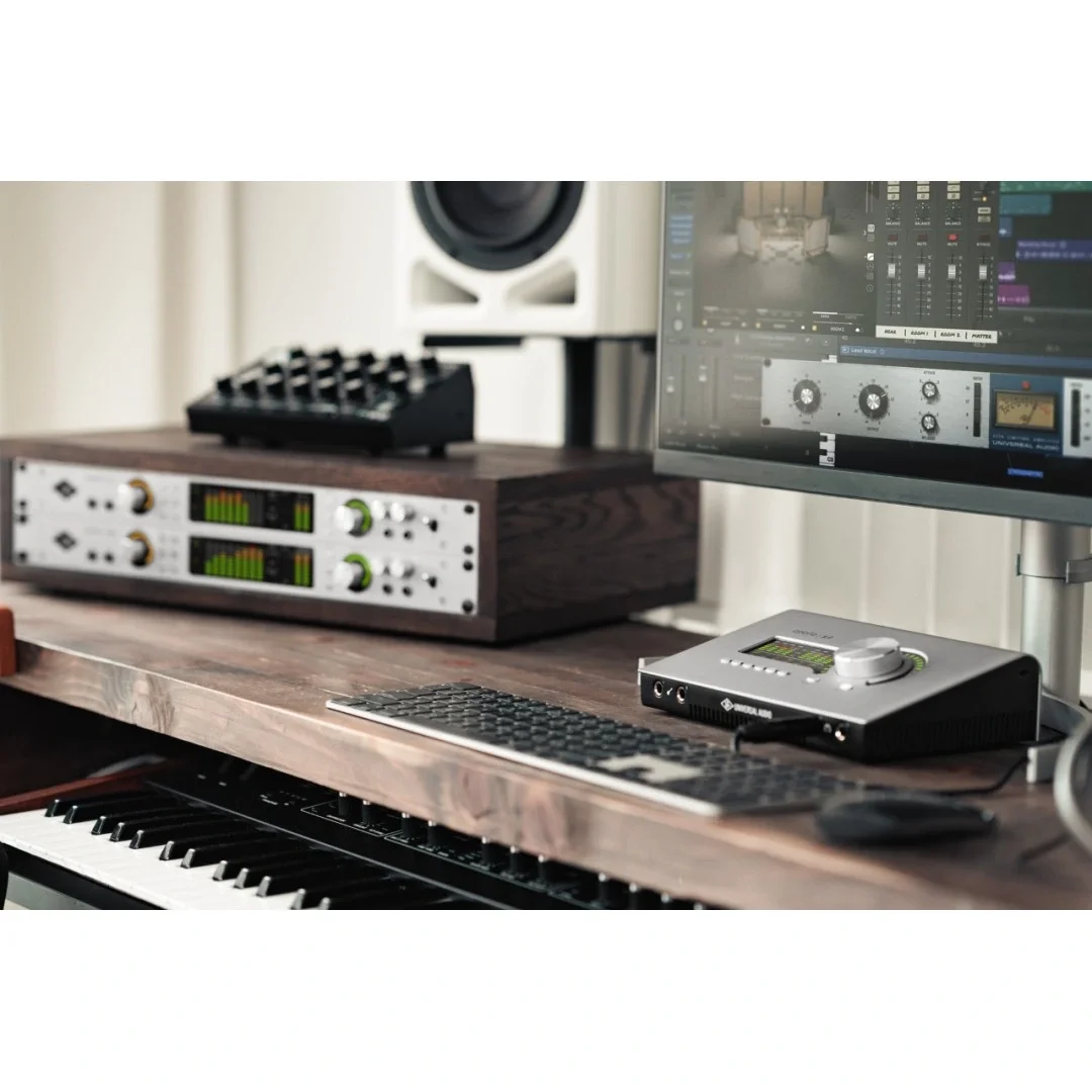 Universal Audio Apollo x4 | Gen 2 - Studio+ Masaüstü 12 x 8 Thunderbolt Ses kartı (2.Nesil) - Studio+ Yazılım Paketi ile (4 DSP)