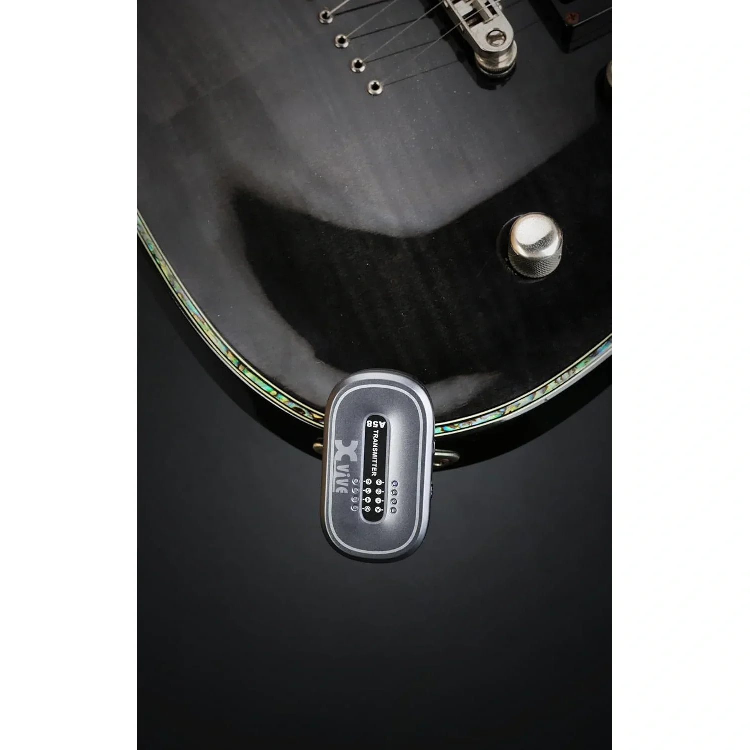 Xvive XV-A58B 5.8GHZ Kablosuz Gitar Bağlantı Sistemi - Siyah
