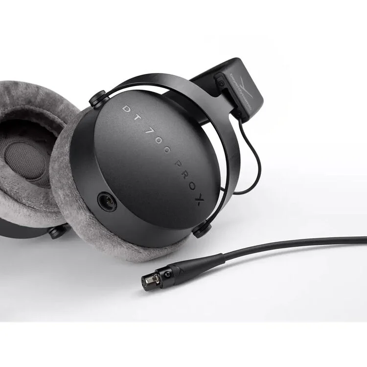 Beyerdynamic DT 700 PRO X 48 Ohm Stüdyo Referans Kulaklığı