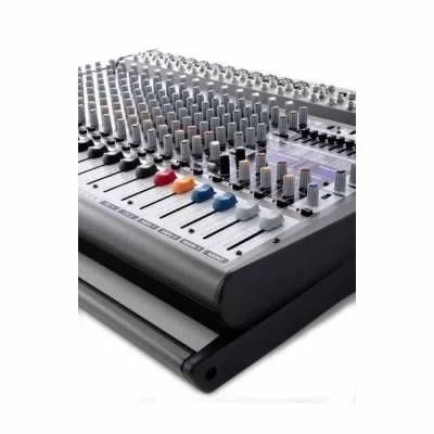 Behringer PMP6000, 1600W 20 Kanal Powermixer