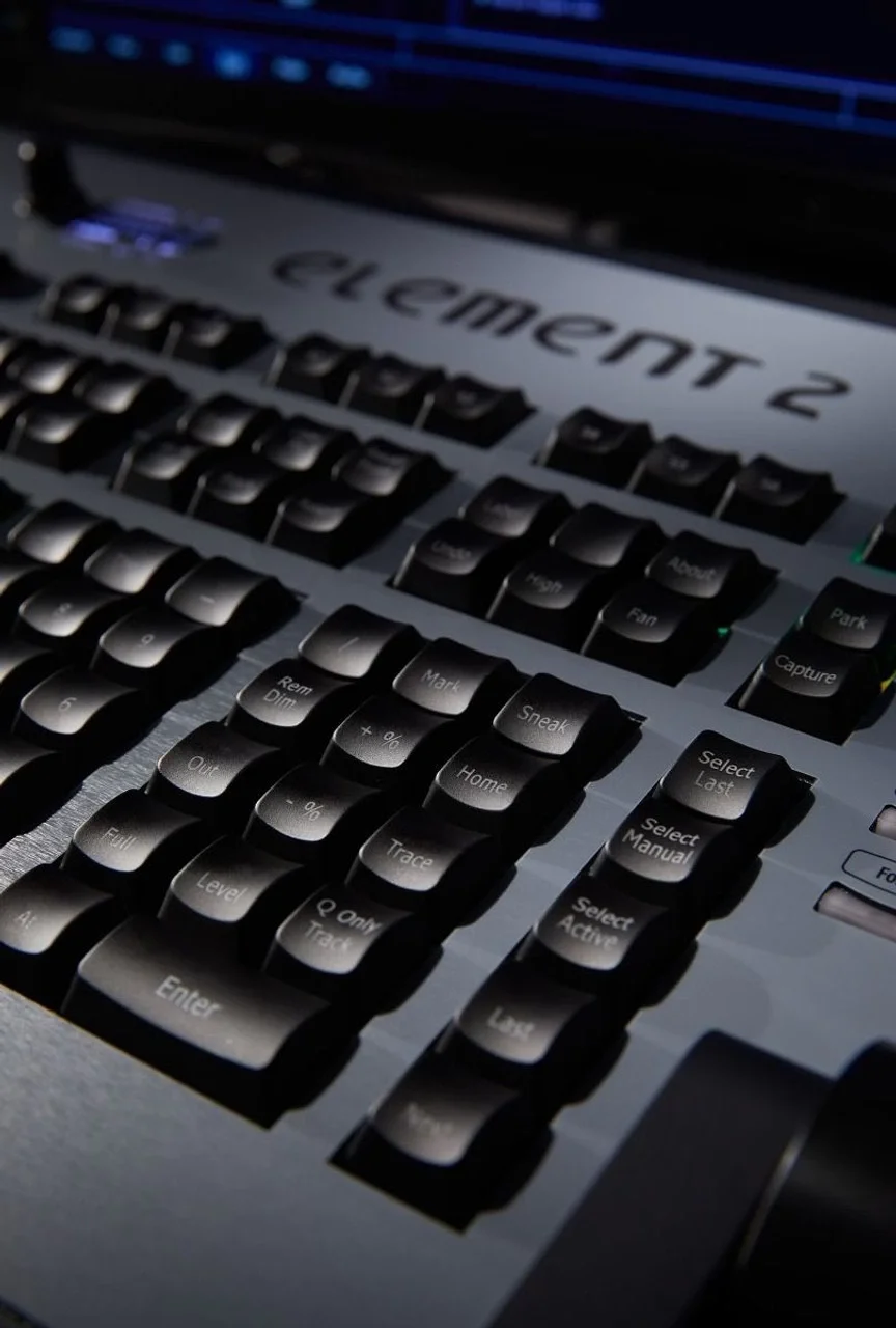 ETC Element 2 Işık Kontrol Konsolu 6144 Kanal