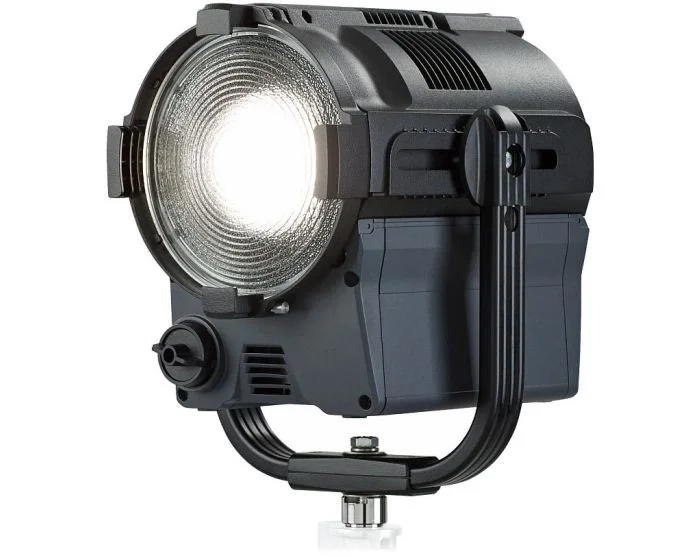ETC fos/4 Fresnel LED Wash, 7"h, Lustr X8, ETL | Tiyatro Stüdyo Işığı