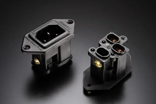 FURUTECH FI-09(R)INLET Cihaz Konnektörü