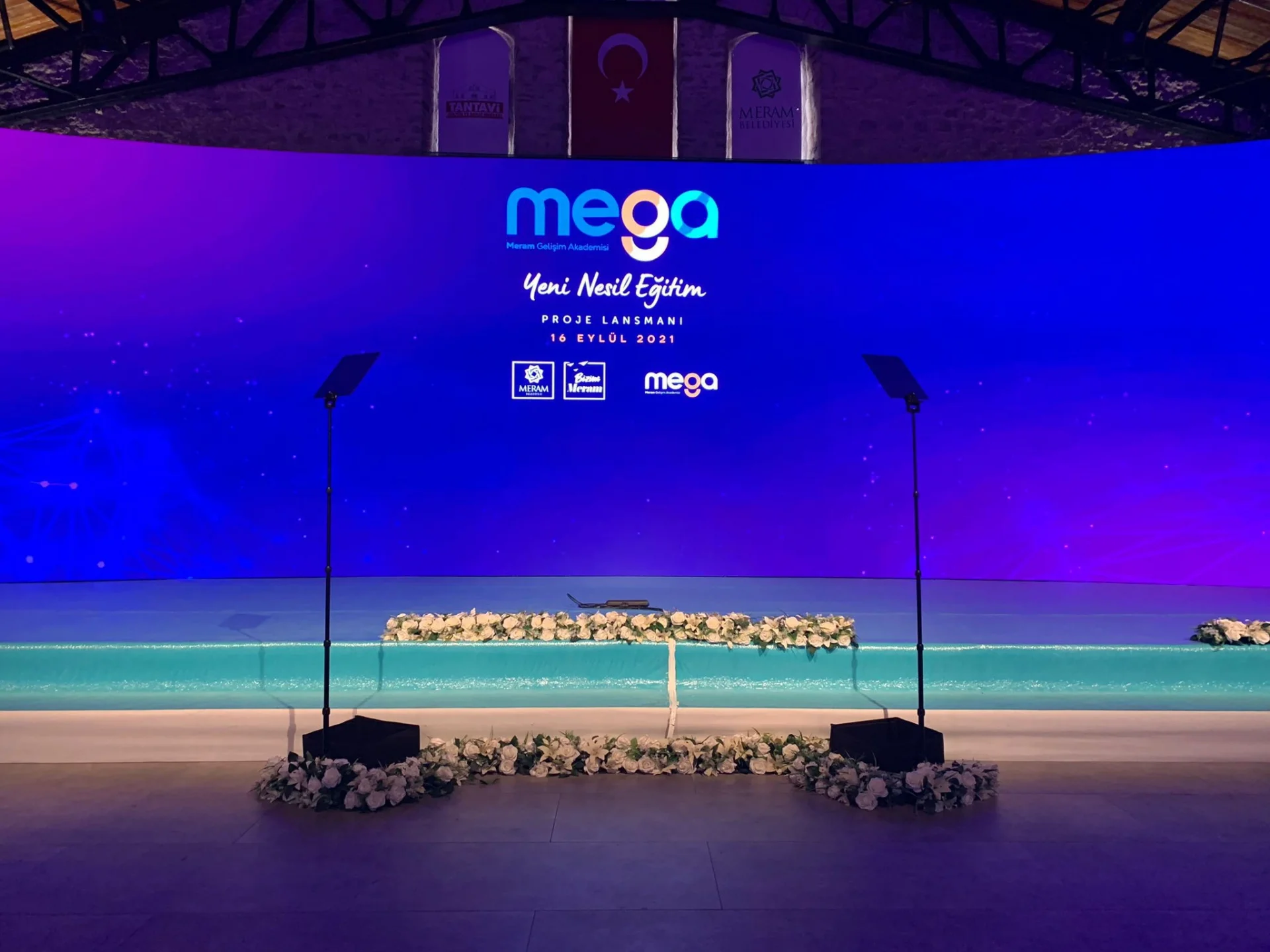 Fortinge PROC17-D-HB Çift 17" Konferans Prompter - Çiftli Set, Parlaklık 1000 cd/m²