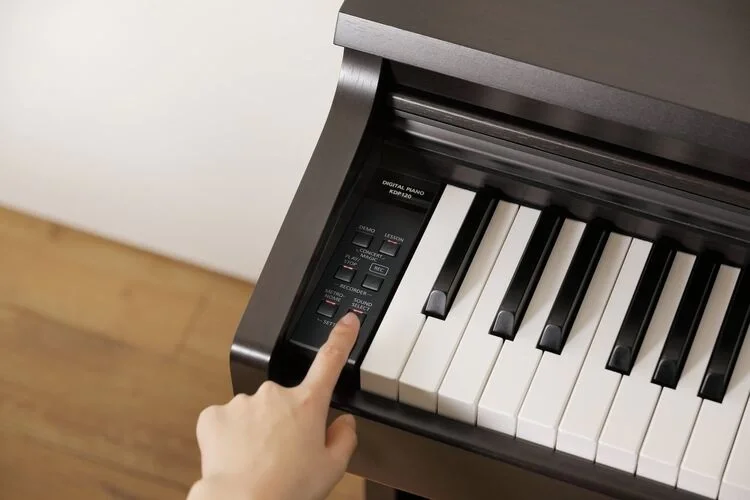 KAWAI KDP120R Gül Ağacı Dijital Duvar Piyanosu (Tabure &amp; Kulaklık Hediyeli)