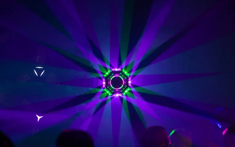 MINUIT UNE | IVL PHOTON | Club için Lazer Işık Çekirdeği 256 Beam 60 DMX