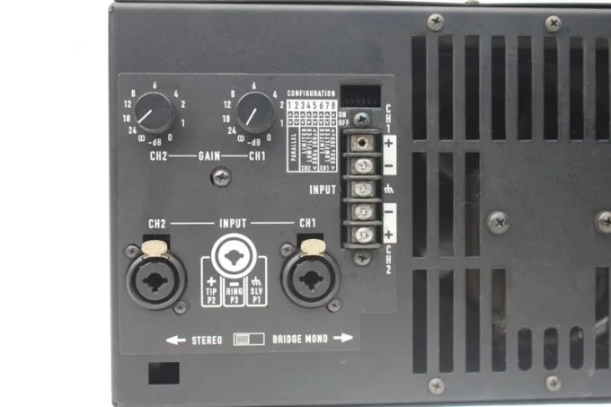 QSC USA 1310 2x650W/4-ohm Power Amplifikatör 2x1000W/2-ohm Toroid Trafo crossoverli