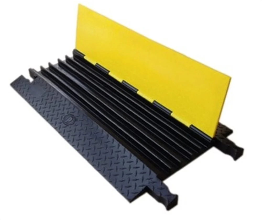 4-kanal 90 cm uzunluk Kablo Rampası, 50 cm genişlik, Kanal ölçüleri 45x40 mm.