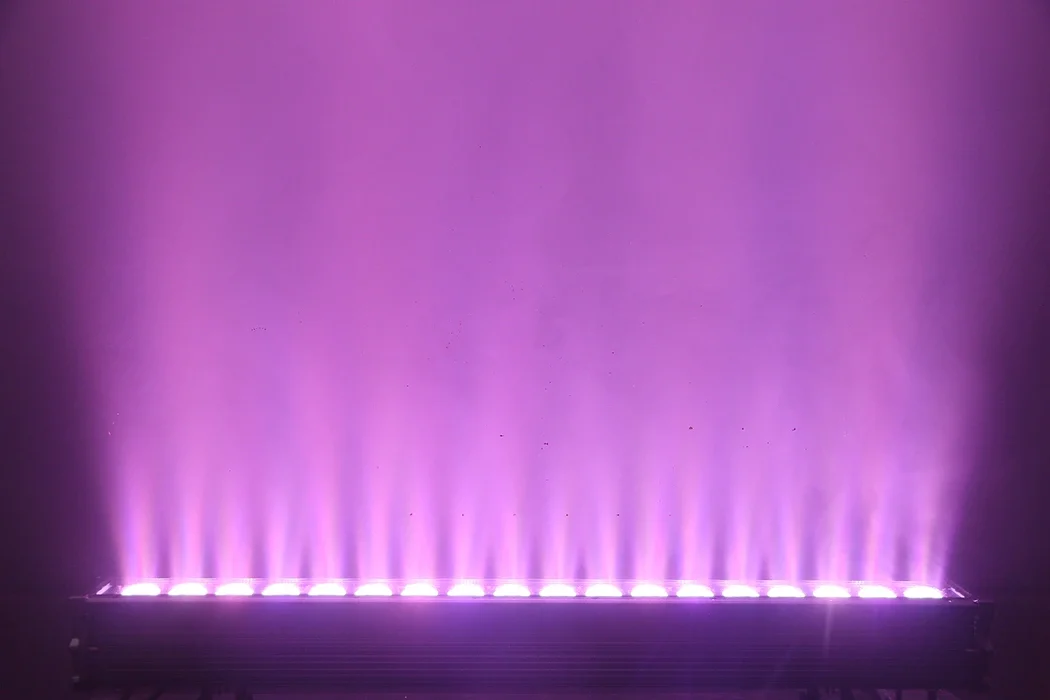 SPL LED BAR 1810R IP RGBWYP 6in1 18x10W