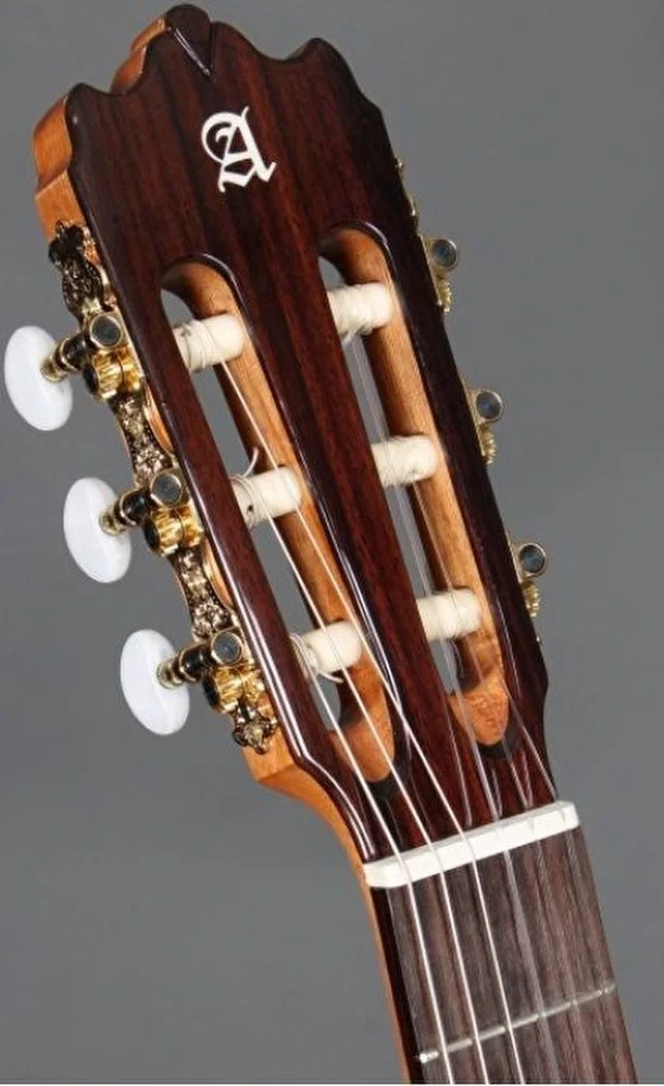 ALHAMBRA IBERIA ZIRICOTE / Klasik Gitar