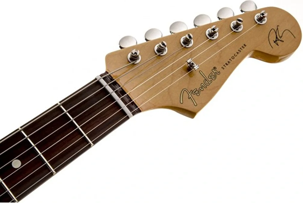 Fender Robert Cray Stratocaster Gülağacı Klavye 3-Color Sunburst Elektro Gitar