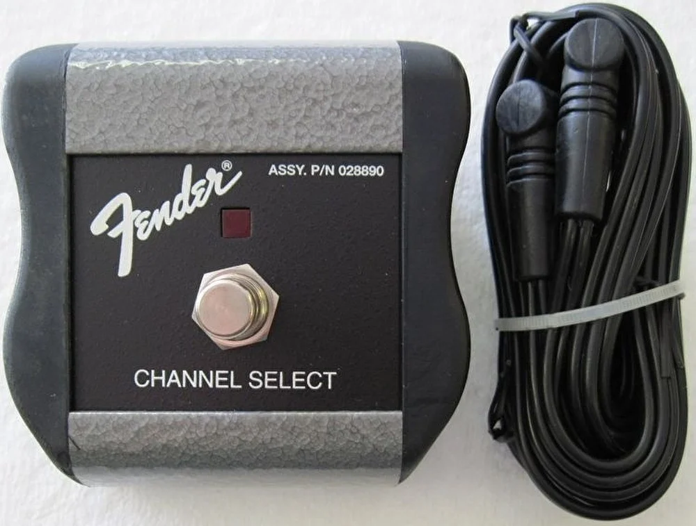 Fender Footswitch 1 Button Channel 1/4" Connector (FM 65R / 210R / 25 DSP) Footswitches