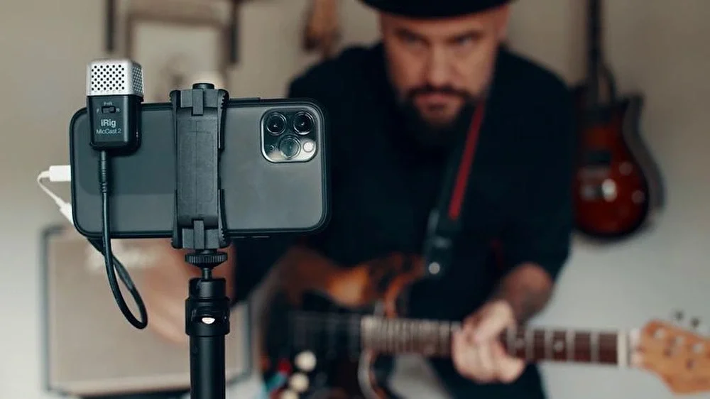 IK Multimedia iRig Mic Cast 2 Ultra-Kompakt Mikrofon (iOS&amp; Android)