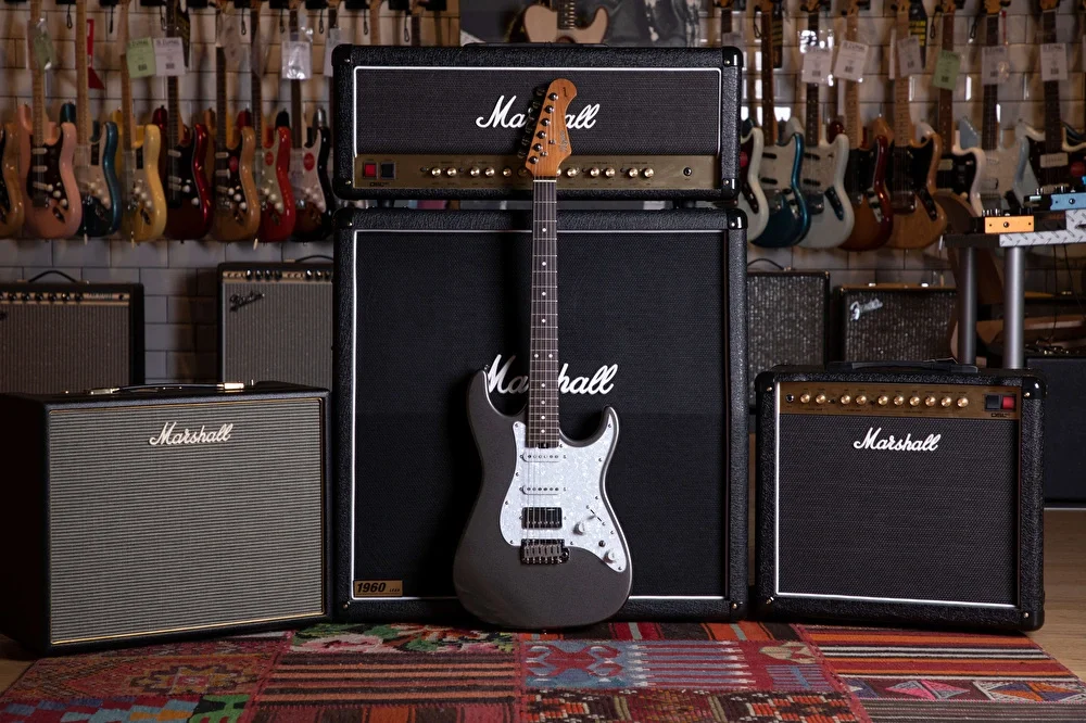 Kozmos KST-S1CL-MGY S1 Classic Stratocaster Metalik Gri Renk Elektro Gitar