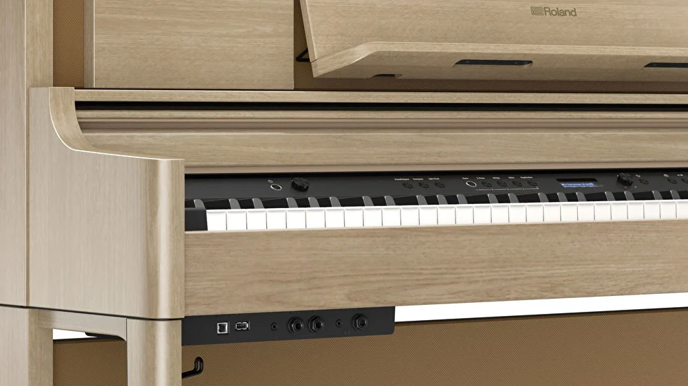 ROLAND LX705-LA Meşe Ağacı Renk Dijital Duvar Piyanosu (Tabure&amp; Kulaklık Hediyeli)