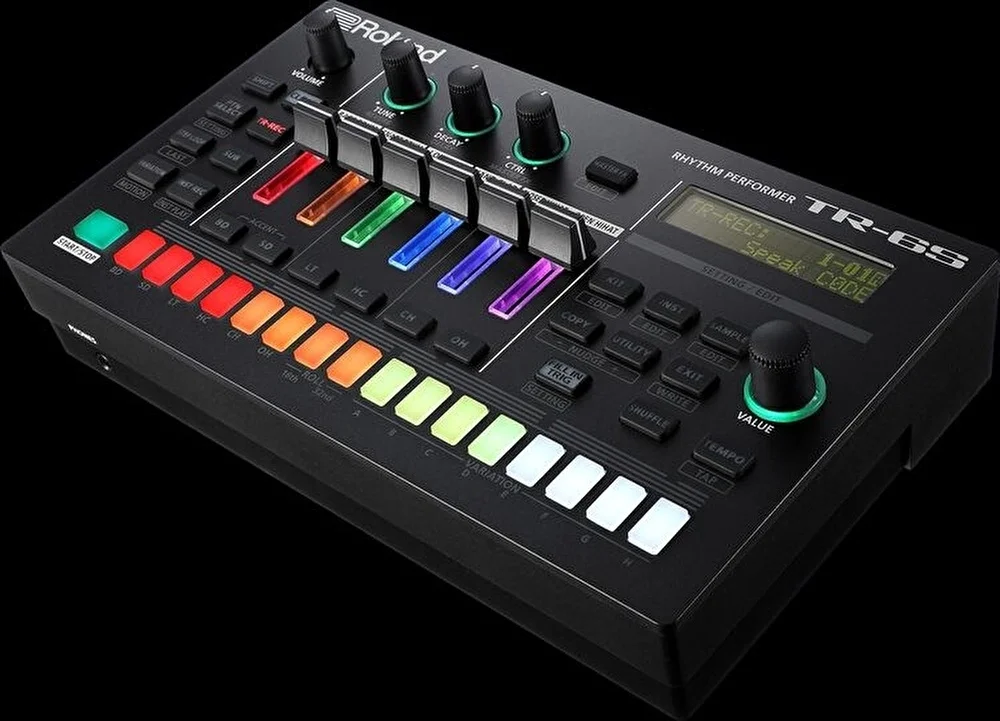 ROLAND TR-6S  Rhythm Performer