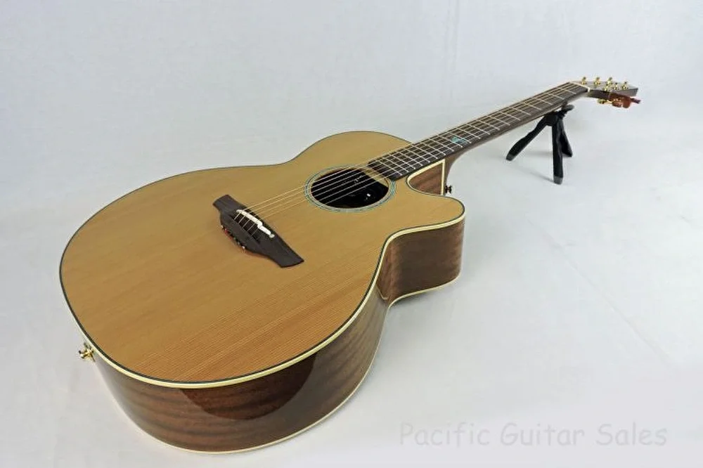 Takamine TSF40C Elektro Akustik Gitar