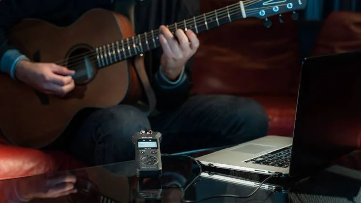 Tascam DR-07X Stereo Mikrofonlu Portatif Kayıt Cihazı Cardioid